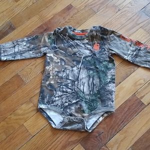 Carhartt realtree camo longsleeved onesie